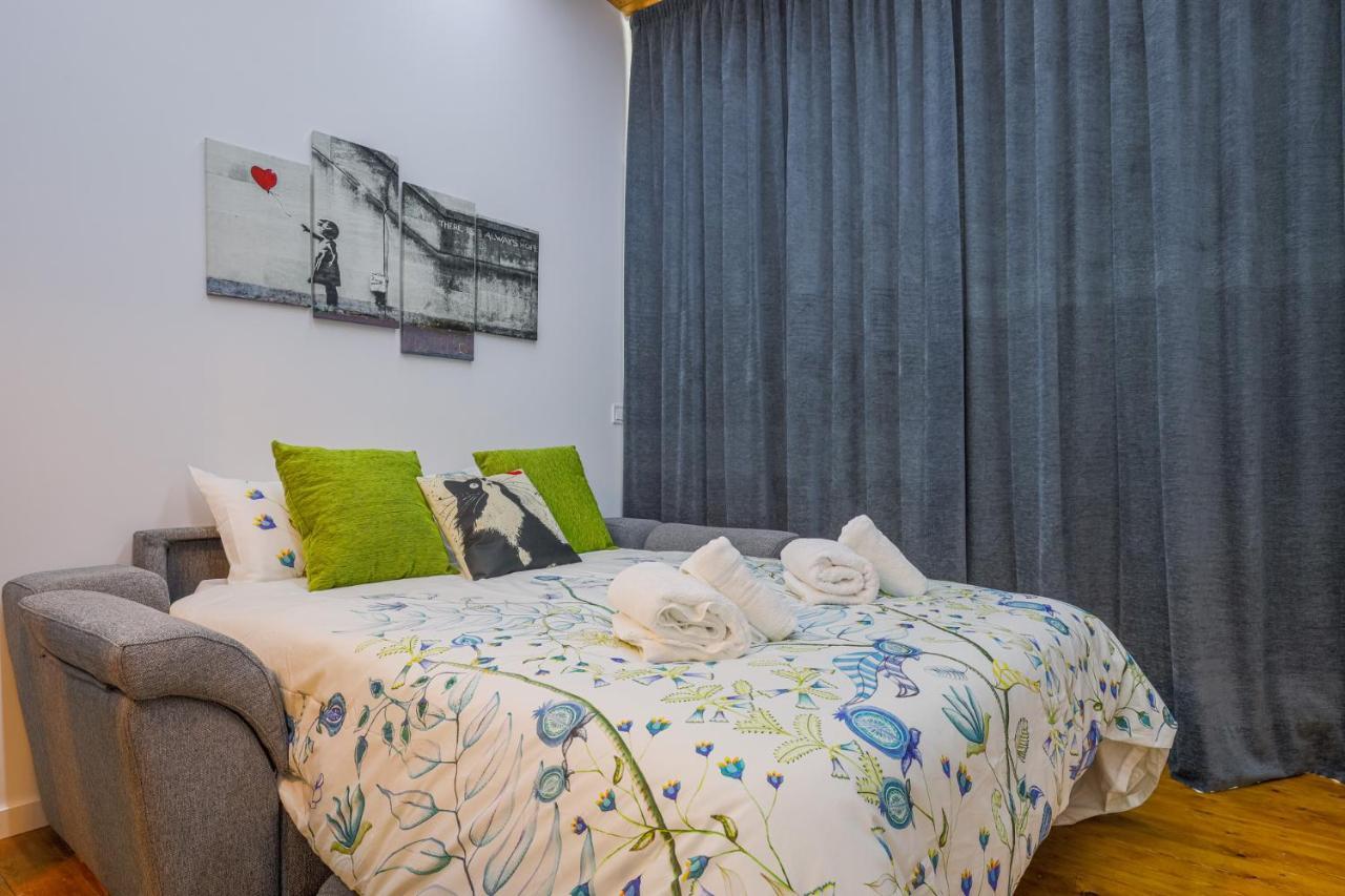 Apartamento De Diseno Centro Sevilla. Wifi/Ac מראה חיצוני תמונה
